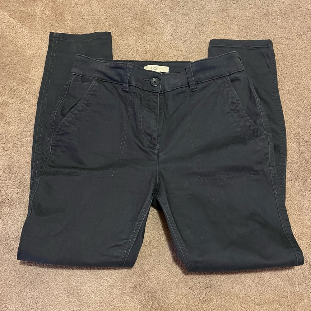 ❤️ 2 for $10 - Ann Taylor Loft chinos/casual pants - 4P - Picture 2 of 6